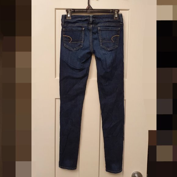 American Eagle Jegging with Distressed Details - Picture 2 of 5